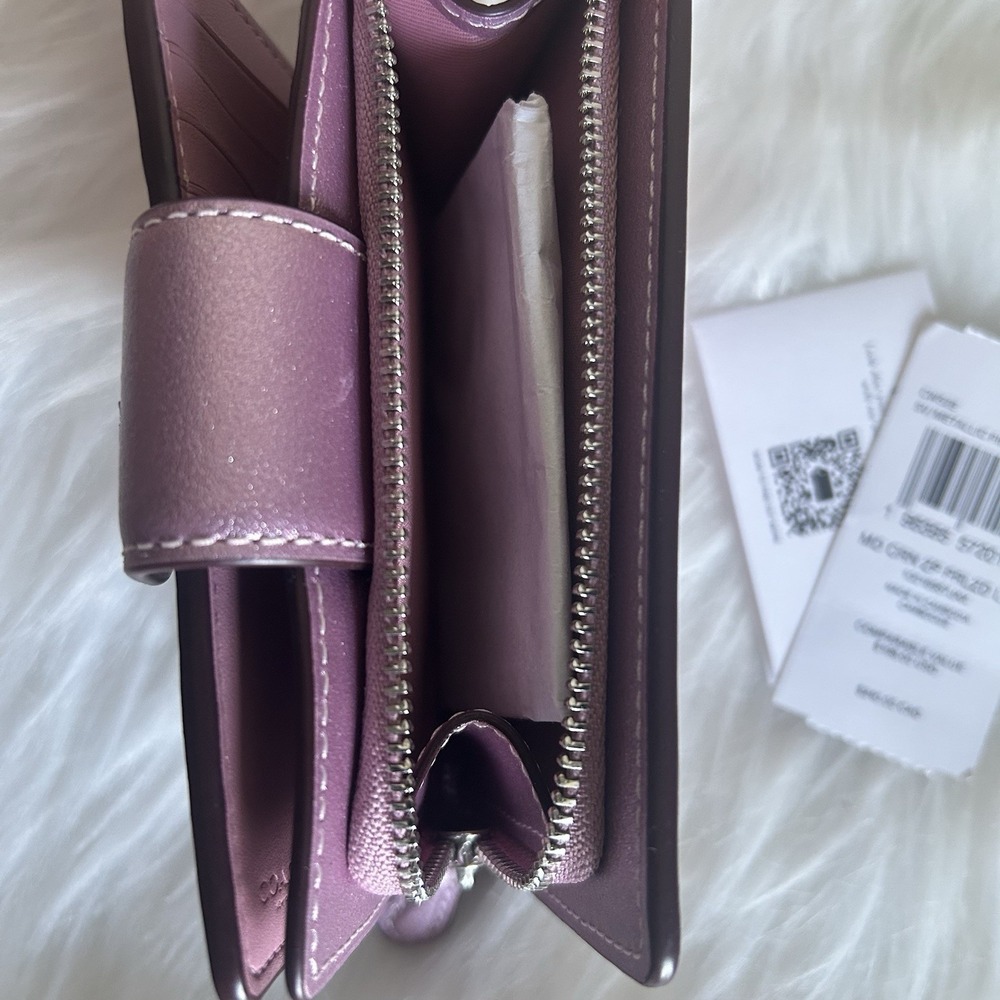 Coach Medium Corner Zip Metallic Pink Pearlized Leather Wallet‎ CW528 NEW - Picture 5 of 5
